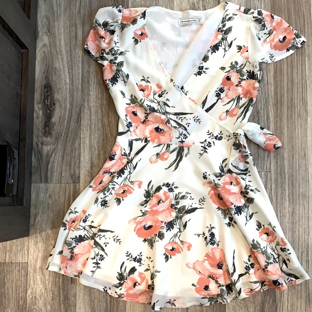 Abercrombie and Fitch floral dress small